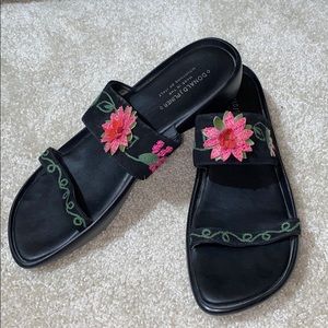 Donald Pliner Wedge Sandals🌺